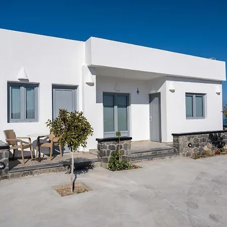 Bliss Holidays Spot * Fira (Santorini)