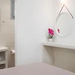 Bliss Holidays Spot * Fira (Santorini)