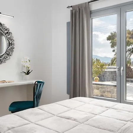 Bliss Holidays Spot Fira (Santorini)